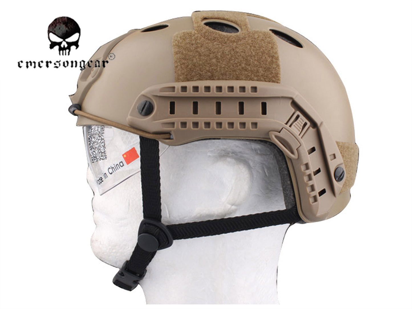 EMERSON FAST Helmet With Protective Goggle EM8819